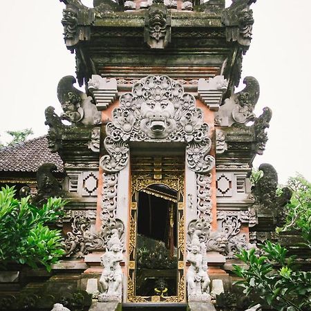 Вилла Gunung Kawi House Тегаллаланг Экстерьер фото